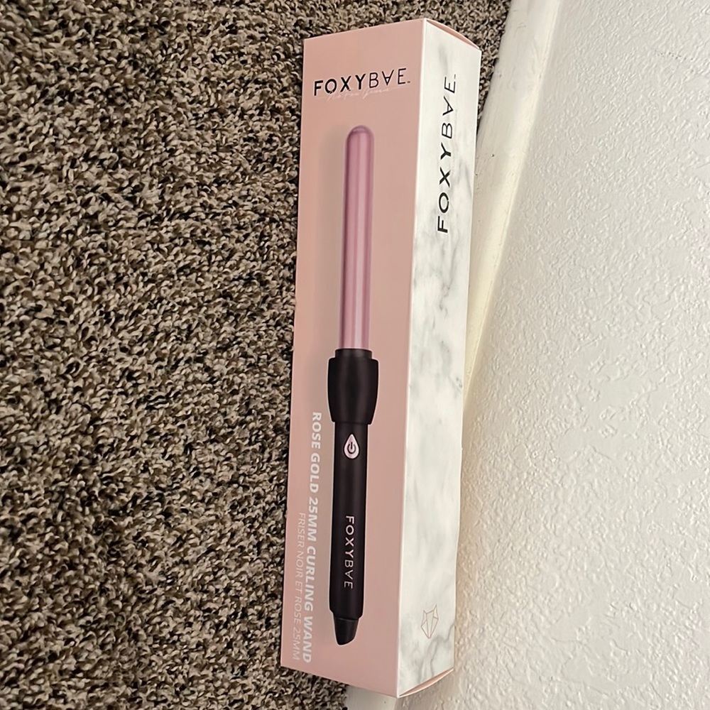 *Brand New, Never Opeend